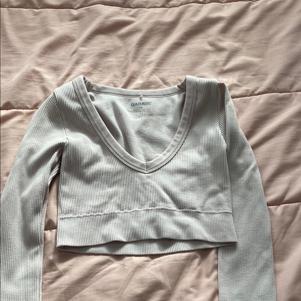 Garage Light Pink V-Neck Long Sleeve Crop Top